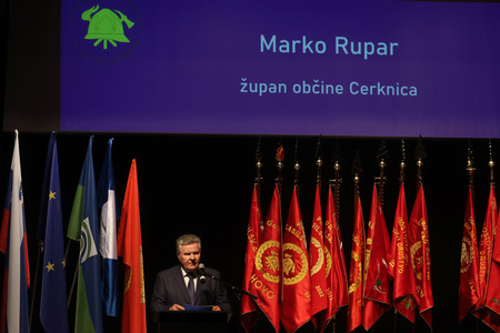 SVEČANA SEJA  GASILSKE ZVEZE CERKNICA 30 FOTO LJUBO VUKELIČ